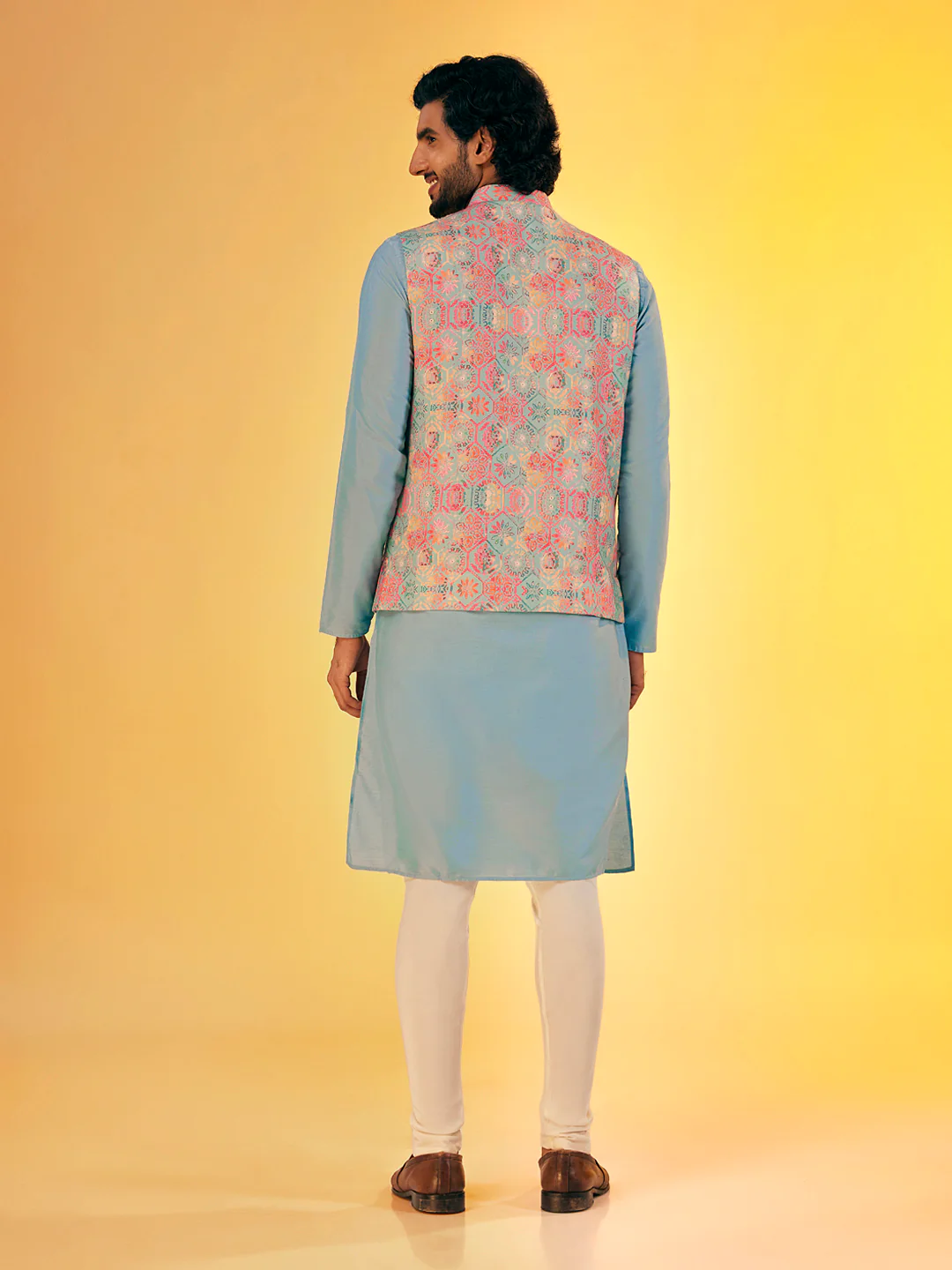 Men Multi Coloured Textured Kurta Jacket Churidar Set - Image 4