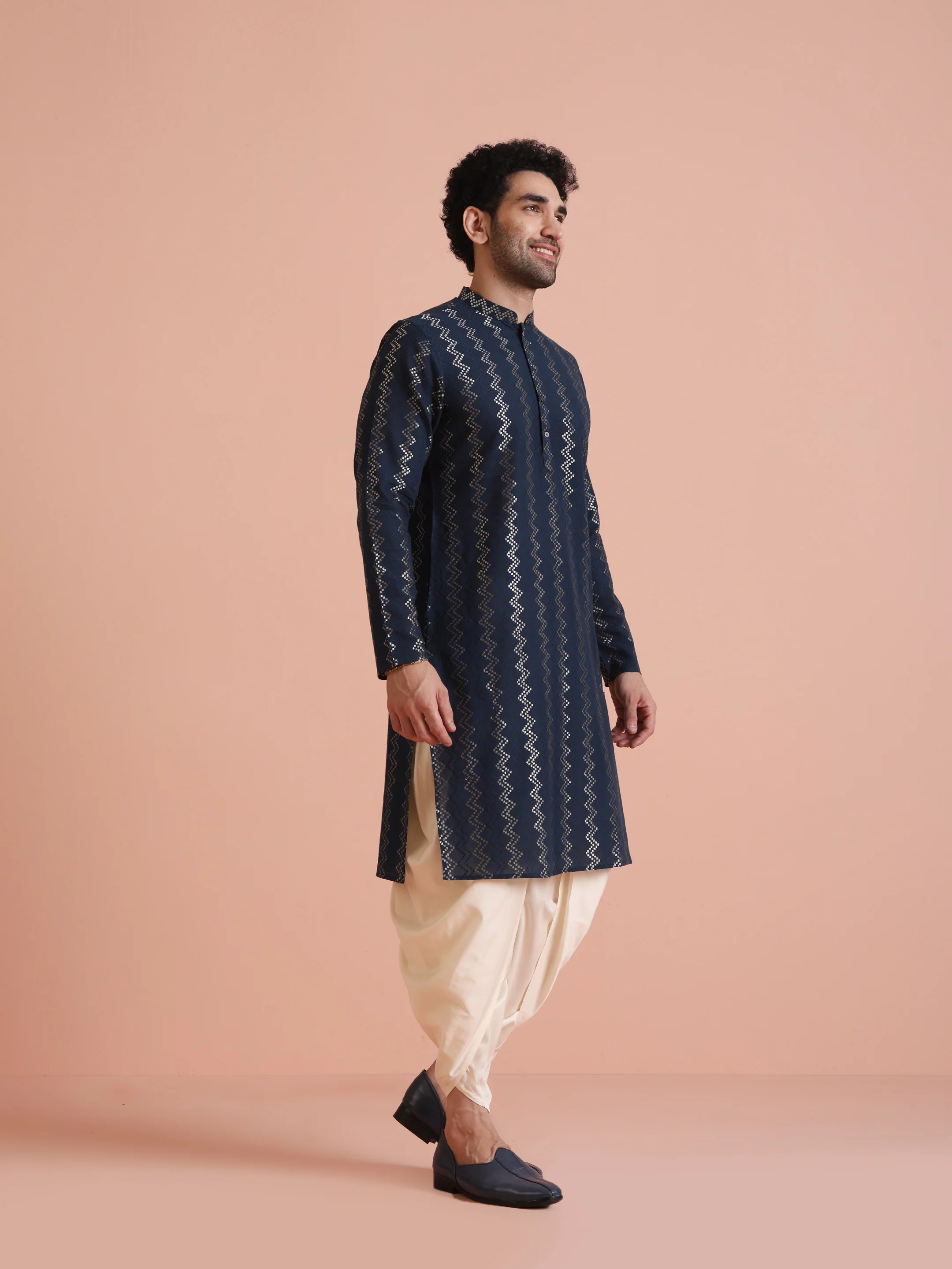 Men Navy Blue Chevron Textured Kurta Dhoti Set - Image 3