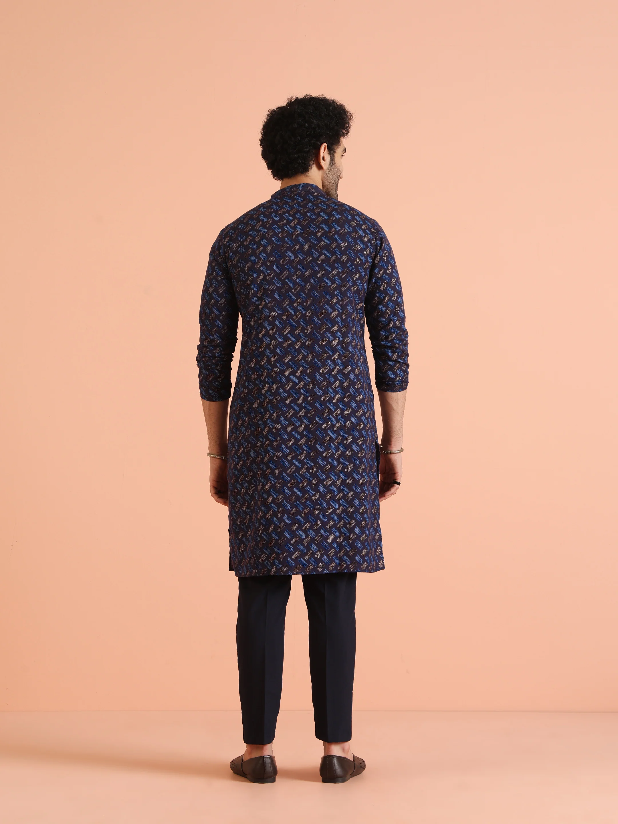Blue Cotton Silk Printed Long Kurta - Image 4