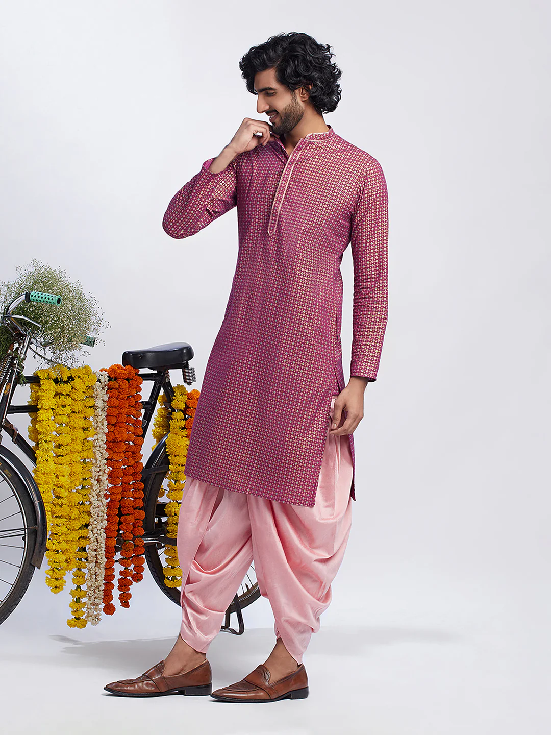 Men's Pink Kurta Dhoti Set - Image 4