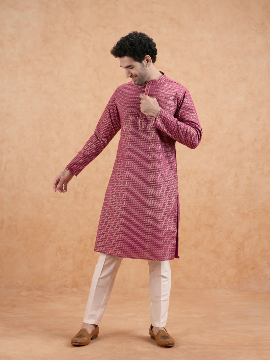 Magenta Silk Metallic Printed Long Kurta - Image 7