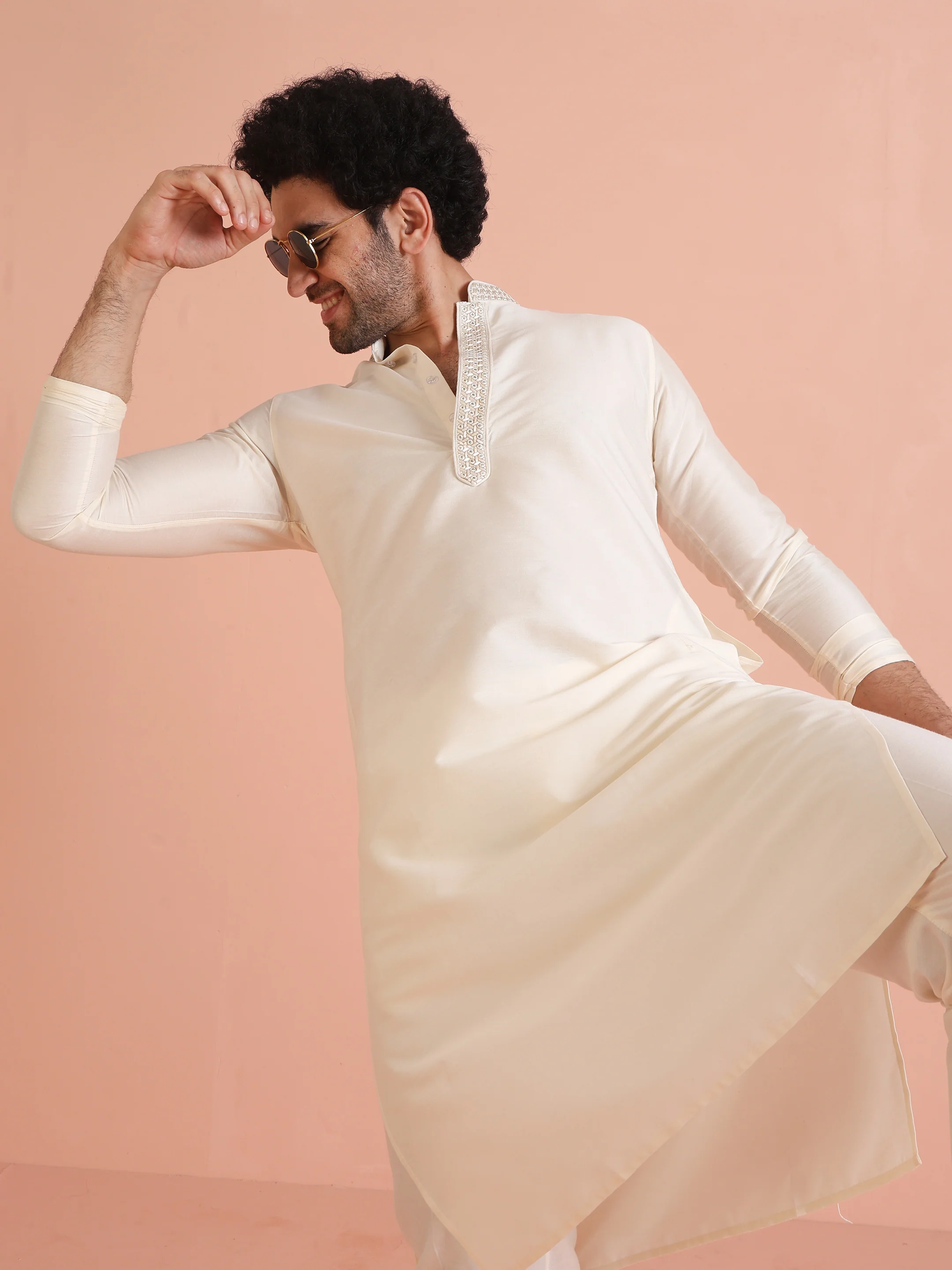 Cream Embroidered Kurta - Image 7