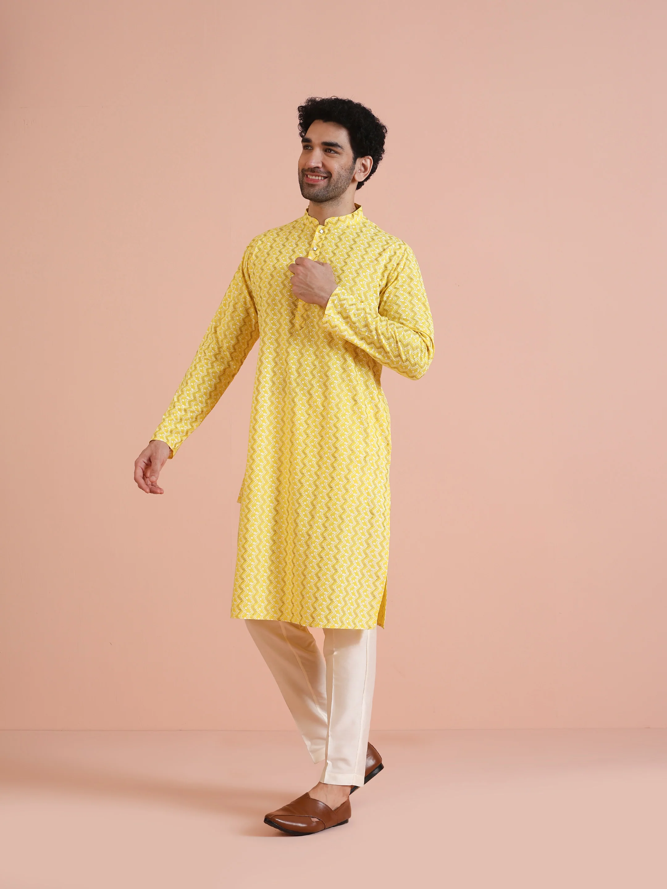 Yellow Silk Blend Kurta with Geometric Woven Pattern - Image 3