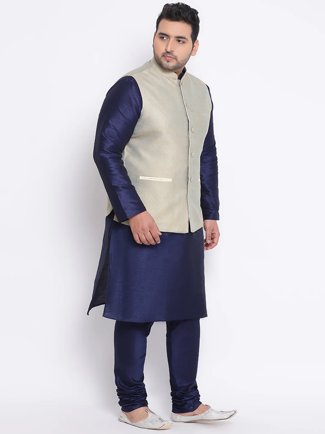 Kisah Plus Men Magenta Kurta Jacket Churidar Set - Image 3