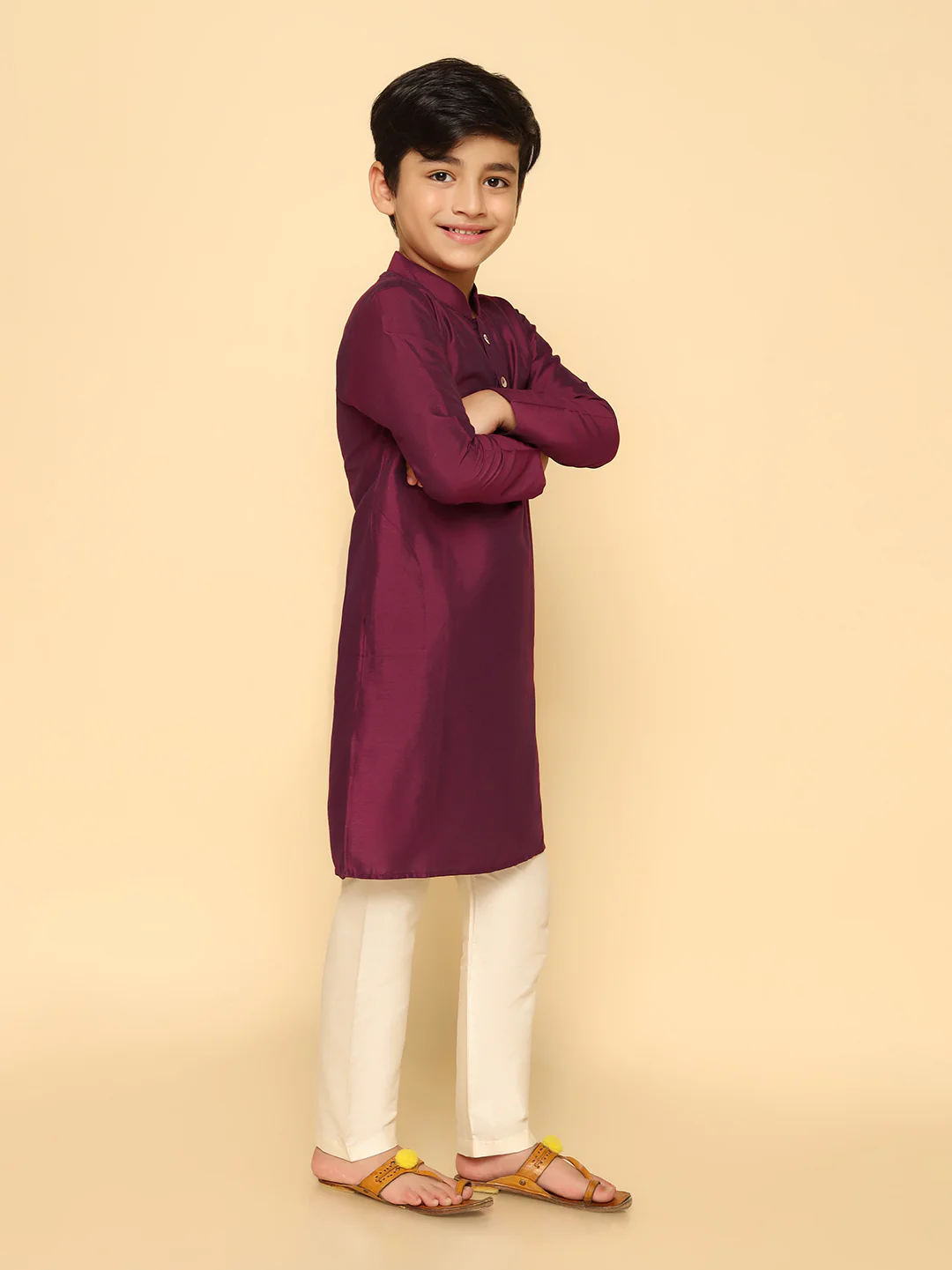 Boy's Margenta Kurta Pyjama Set - Image 3