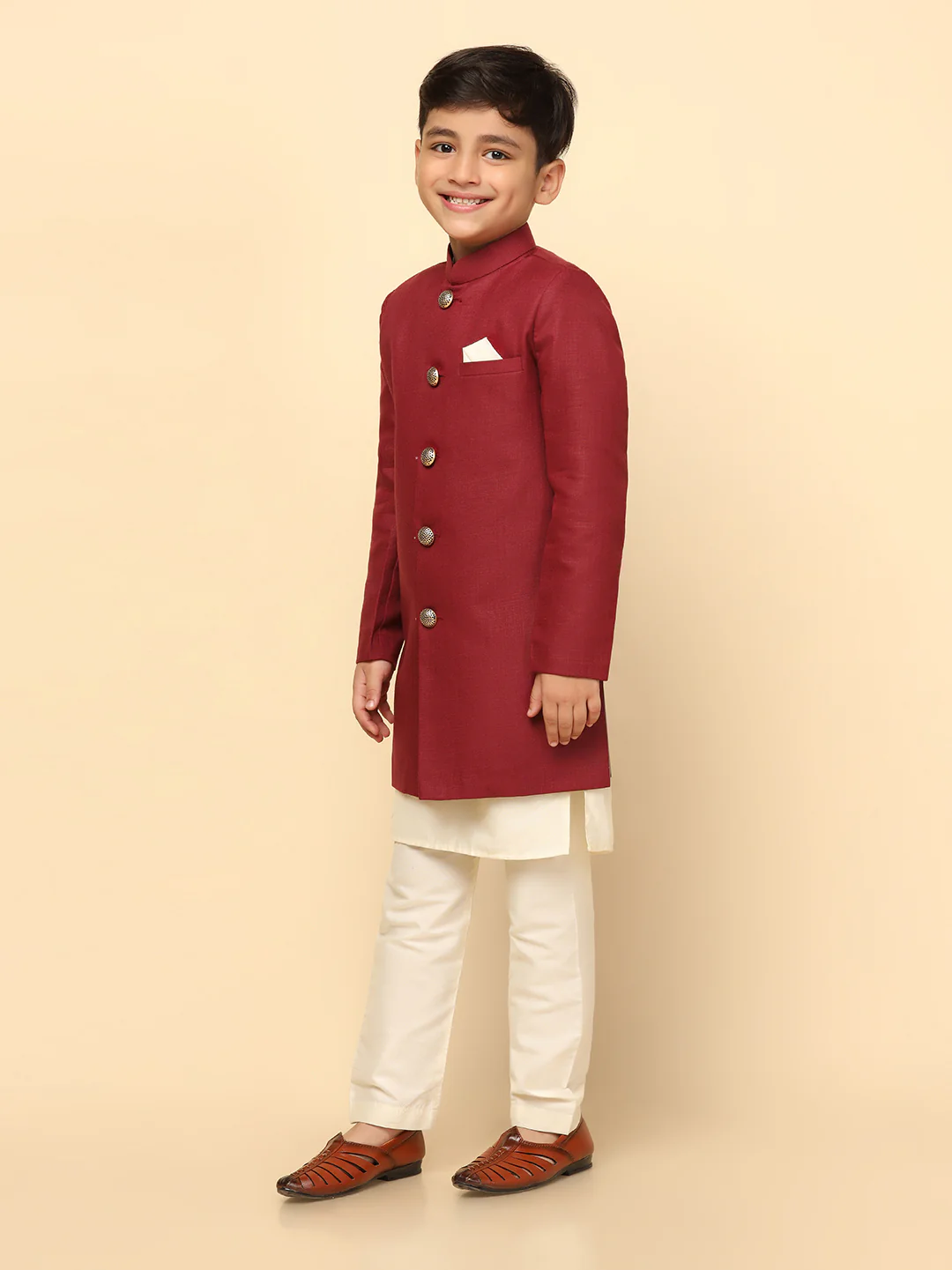 Boy's Maroon Indowestern Set With Kurta and Churidar - Image 3