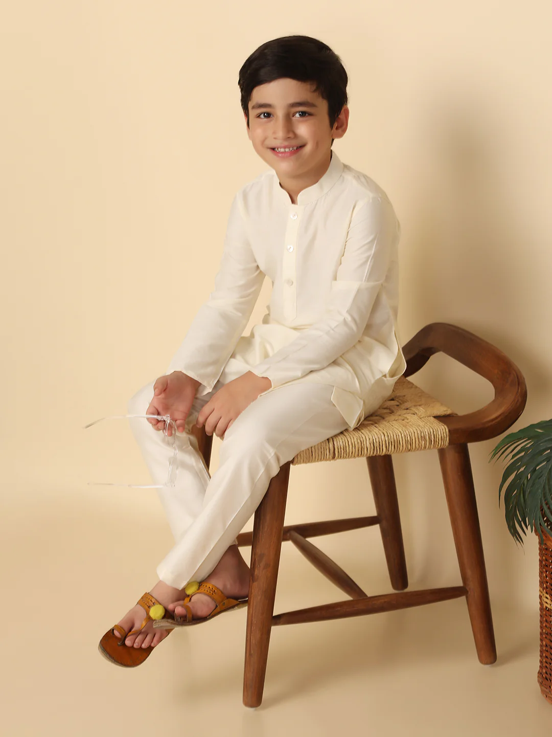 Boy's Off White Kurta Pyjama Set - Image 6