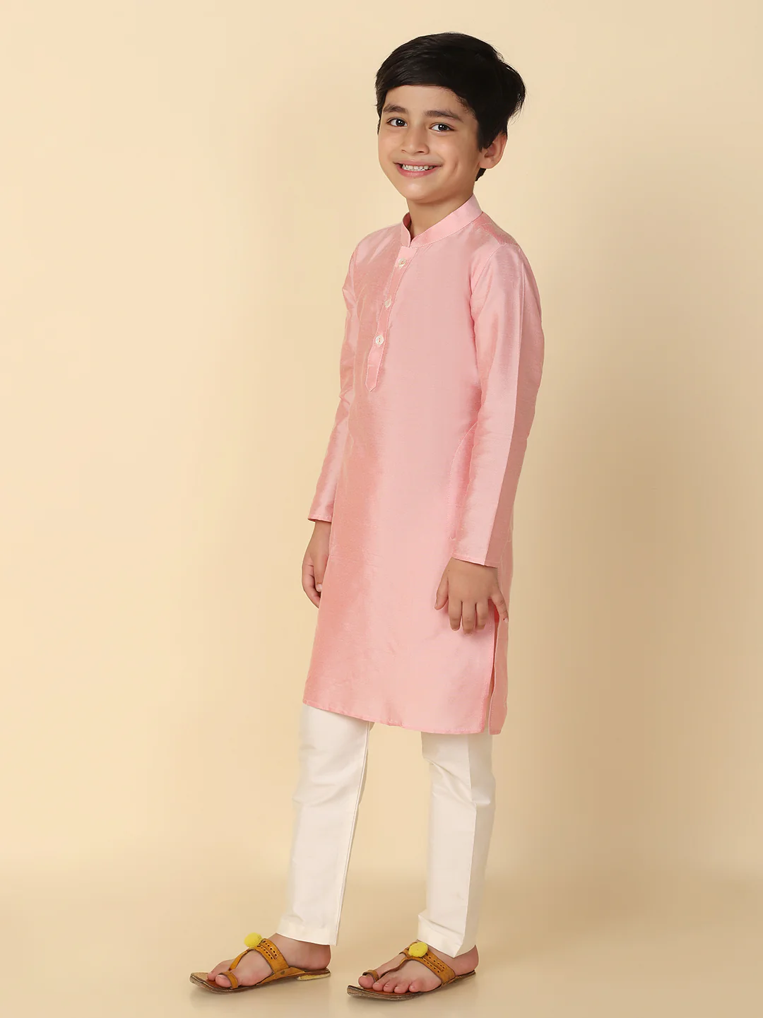 Boy's Light pink Kurta Pyjama Set - Image 2