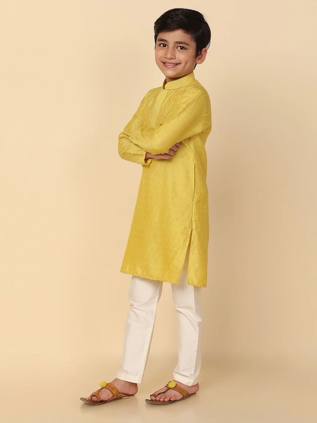 Boy's Yellow Solid Textured Kurta Churidar Set - Image 3