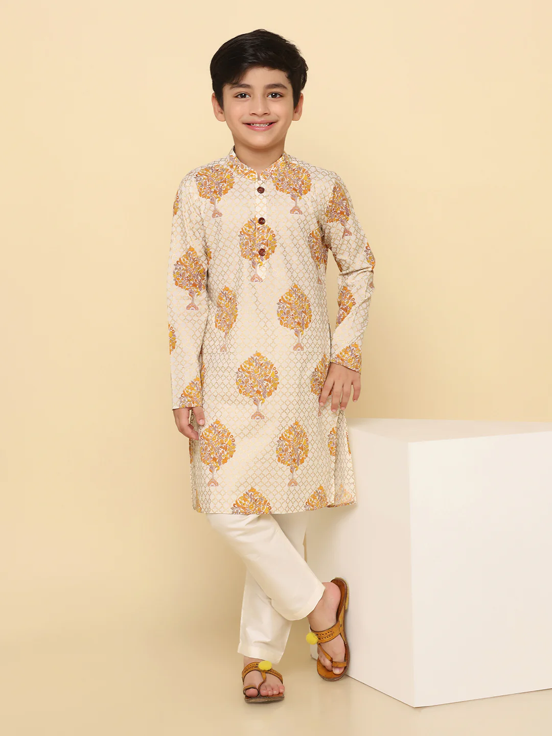 Boy's Yellow Printed Kurta - Image 6