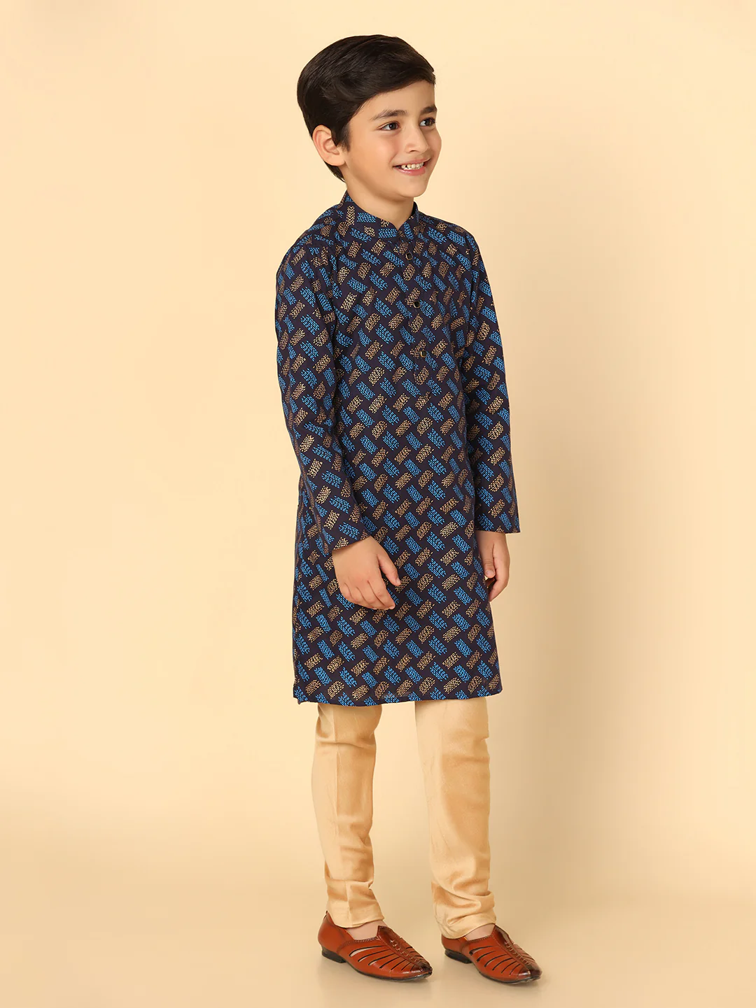 Boy's Blue Printed Kurta - Image 3