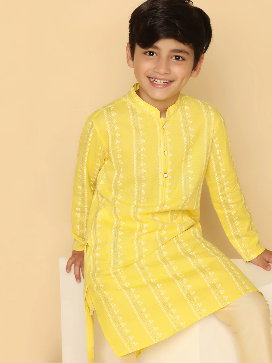 Boy's Yellow Printed Kurta - Image 5