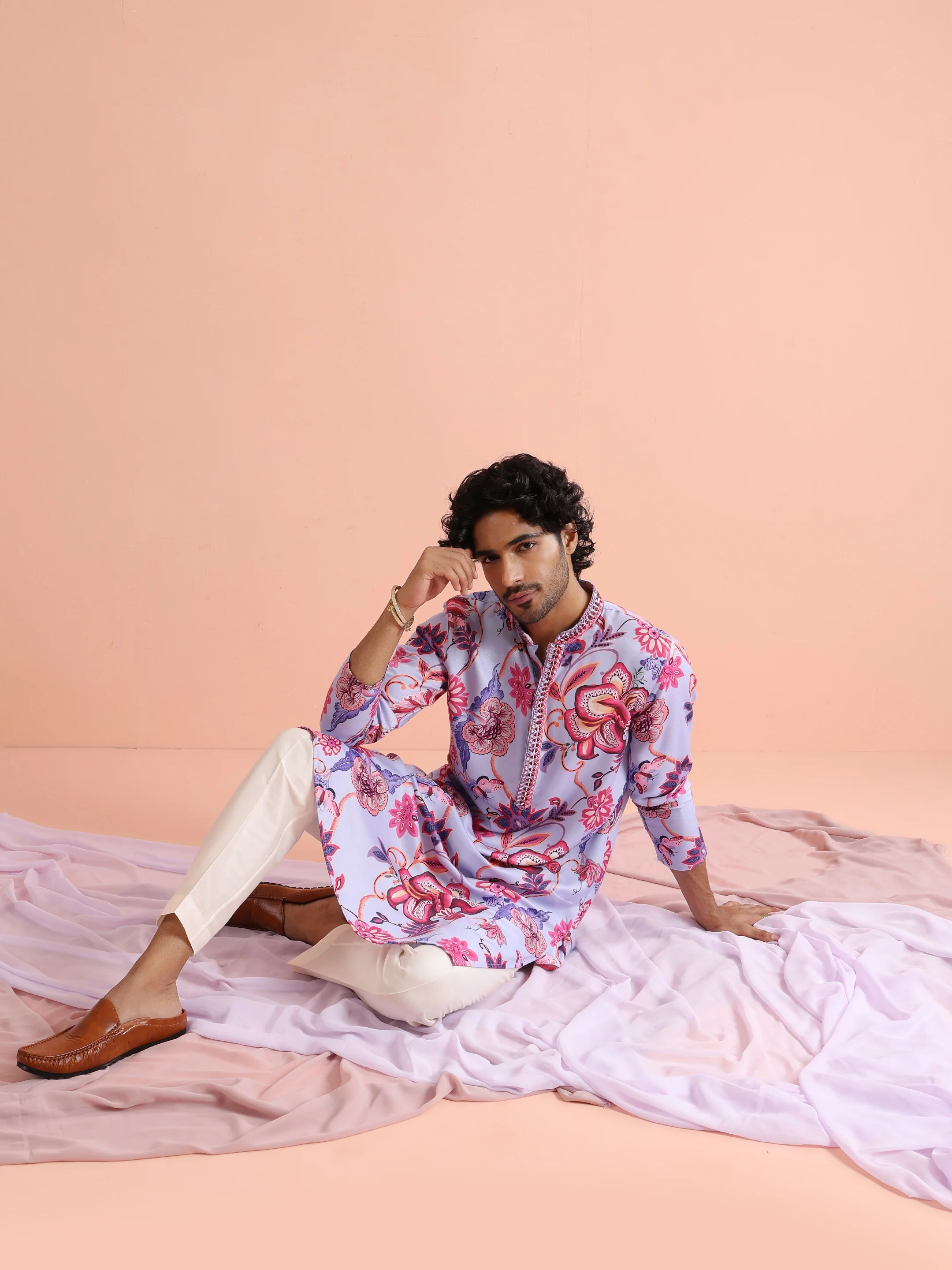 Lilac Floral Printed Kurta - Image 8