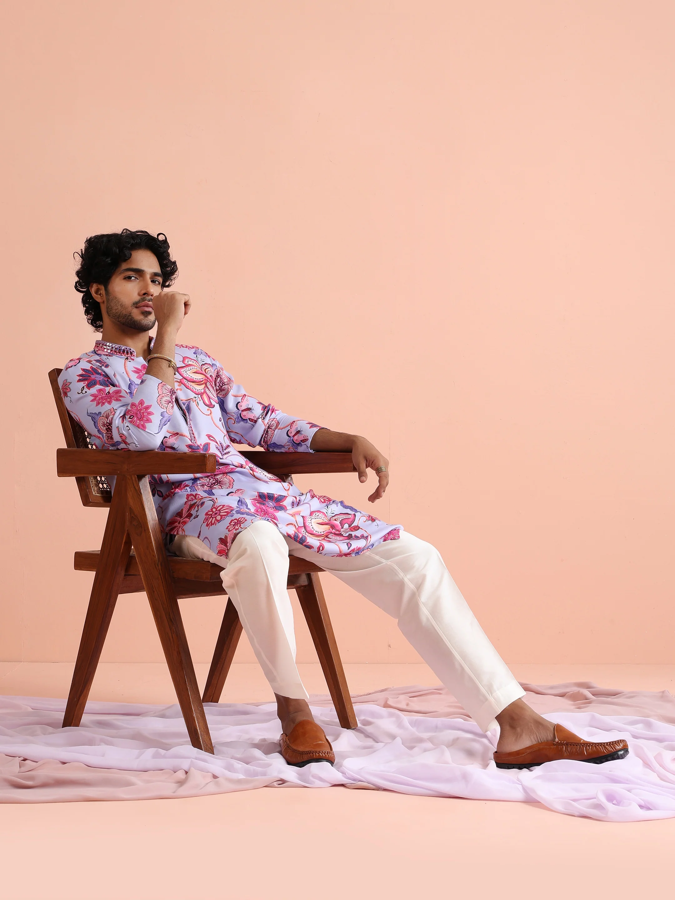 Lilac Floral Printed Kurta - Image 9