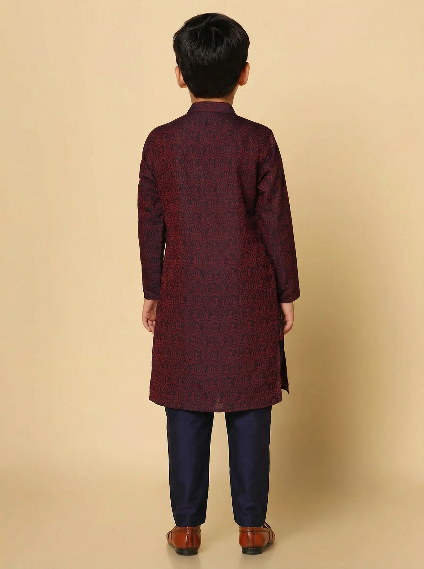 Magenta Silk Blend Jacquard Kurta Pyjama Set - Image 4