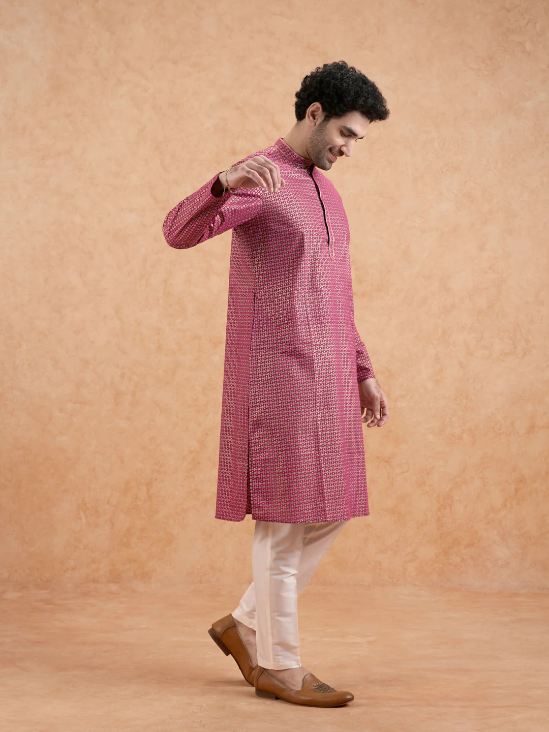 Magenta Silk Blend Kurta Set - Image 3