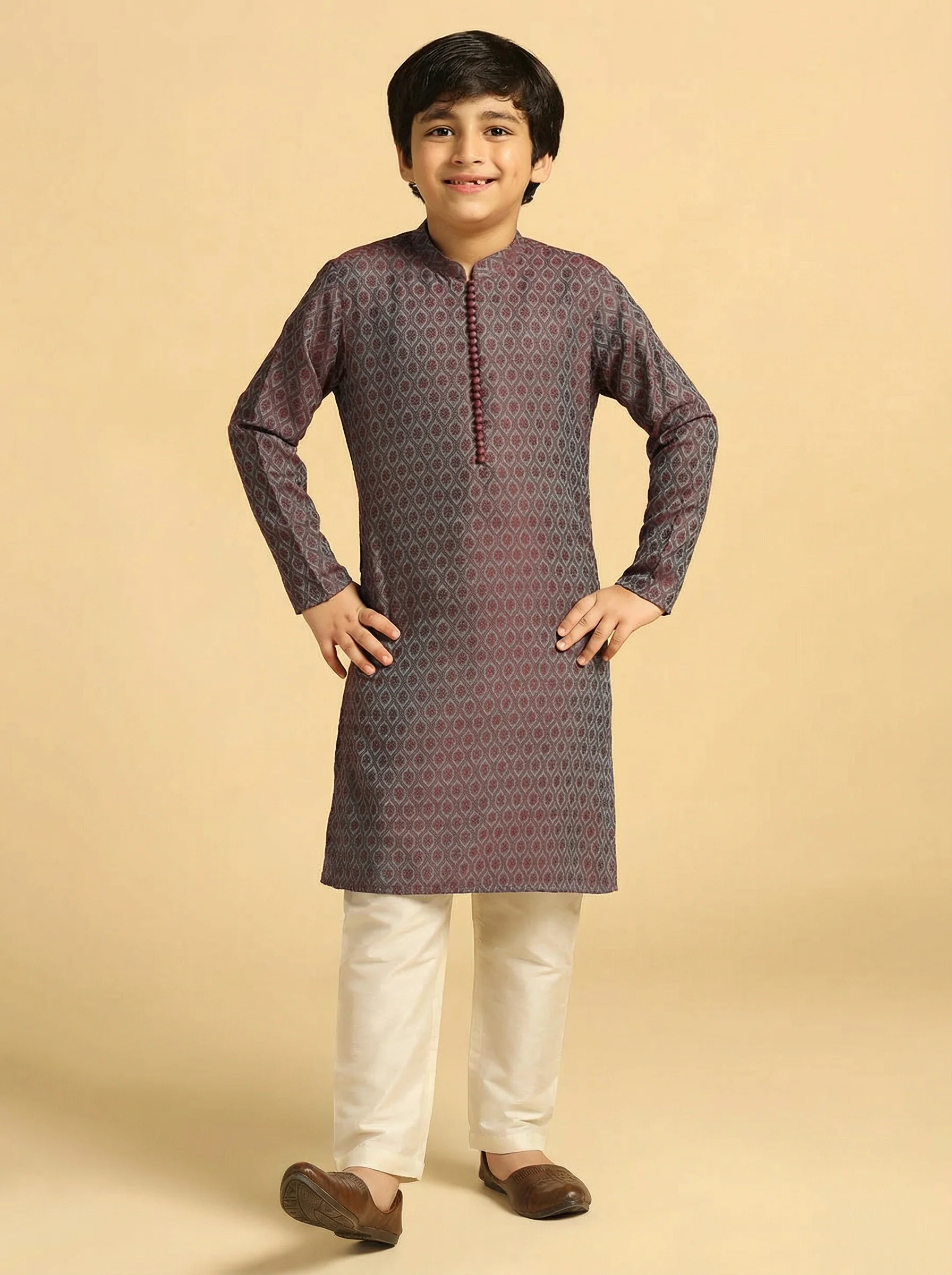 Magenta Silk Blend Self-Design Kurta Pyjama Set - Image 7