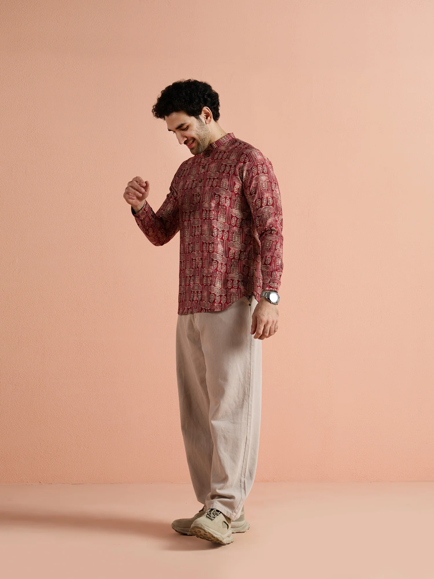 Maroon Cotton Blend Printed Short Kurta - Image 3
