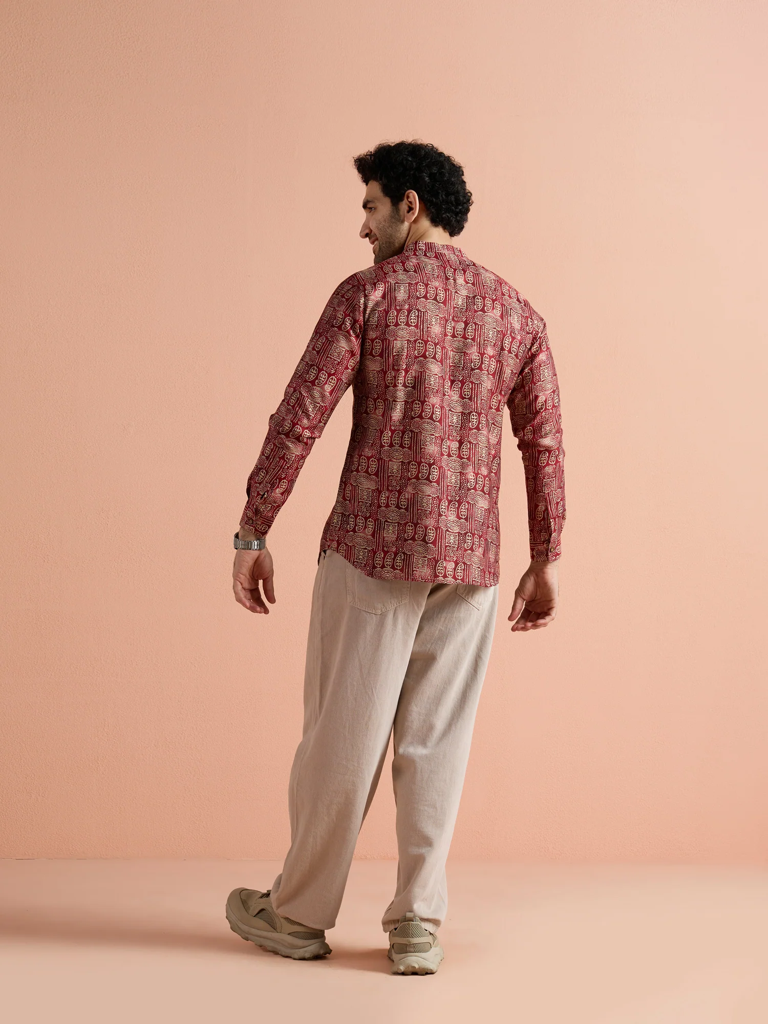 Maroon Cotton Blend Printed Short Kurta - Image 4