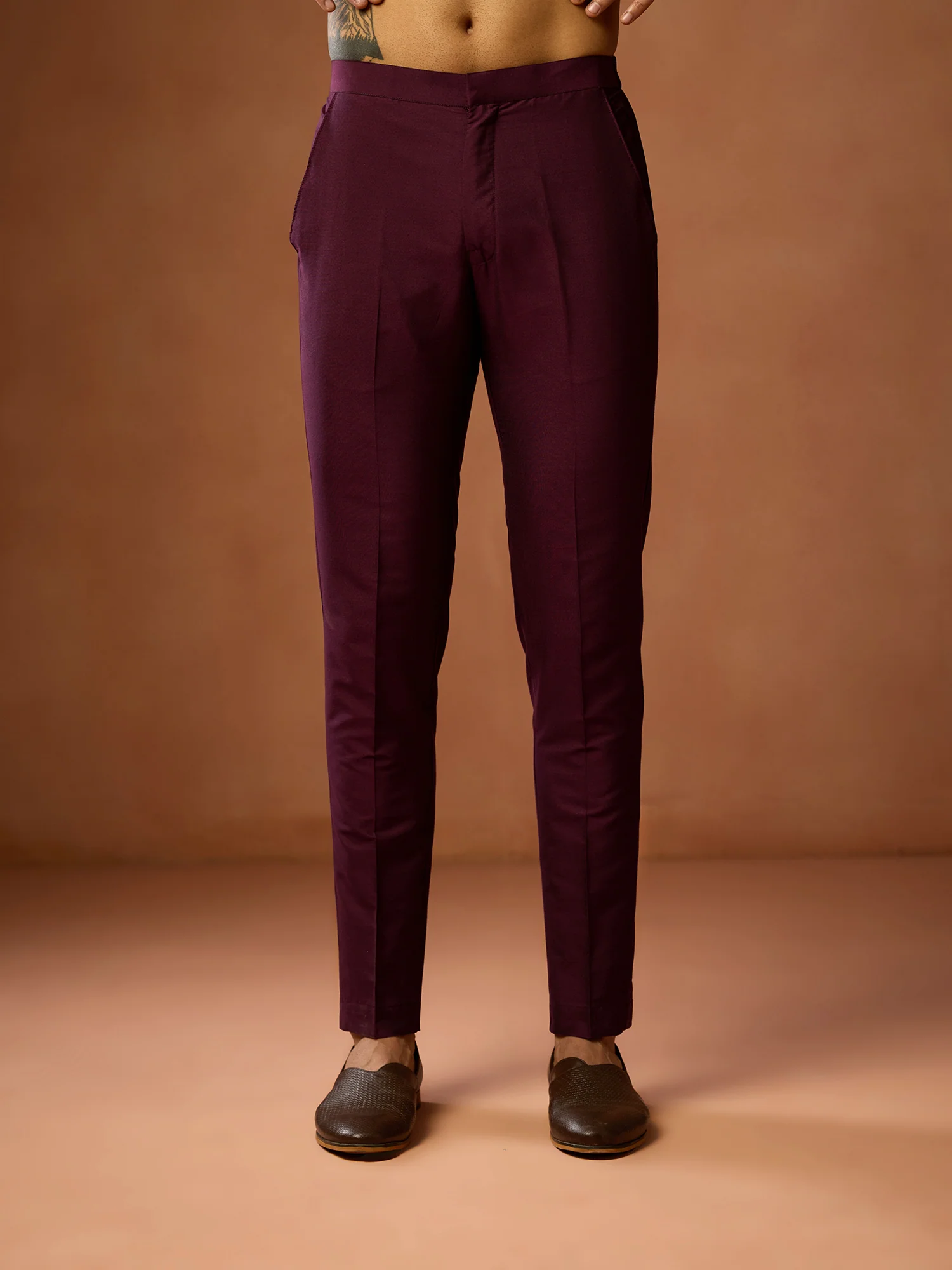 Maroon Geometric Embroidered Kurta Set - Image 6