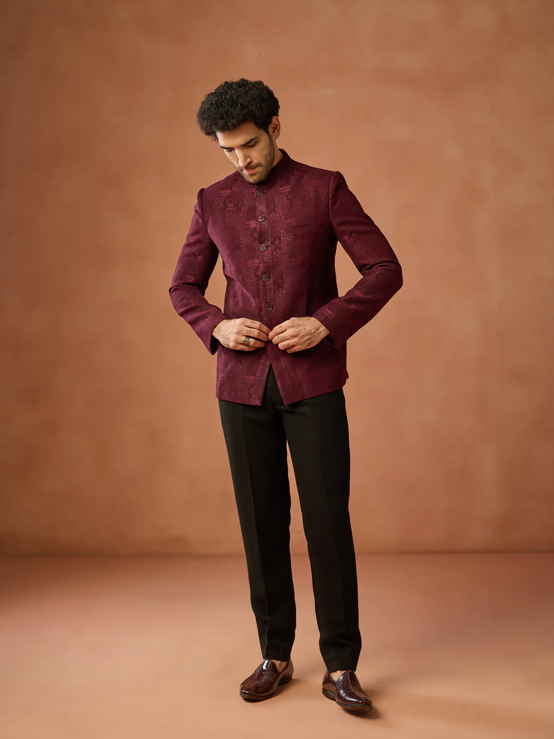 Maroon Textured Silk Blend Bandhgala Jodhpuri - Image 6