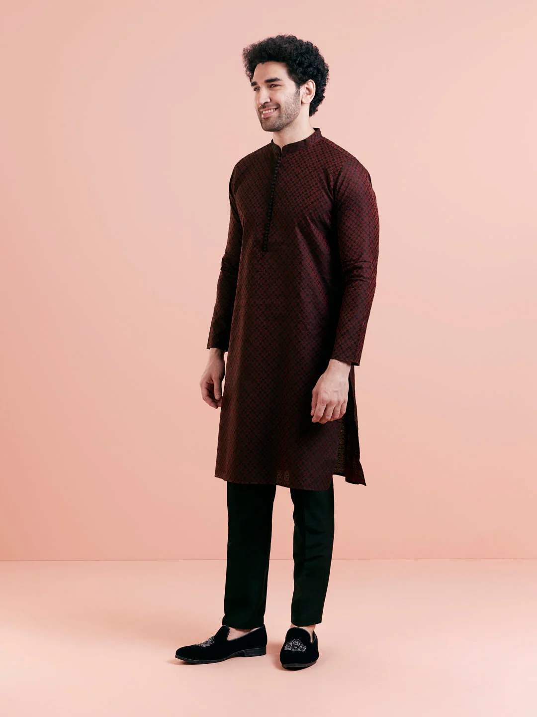Maroon Textured Kurta Trouser Set - Image 3