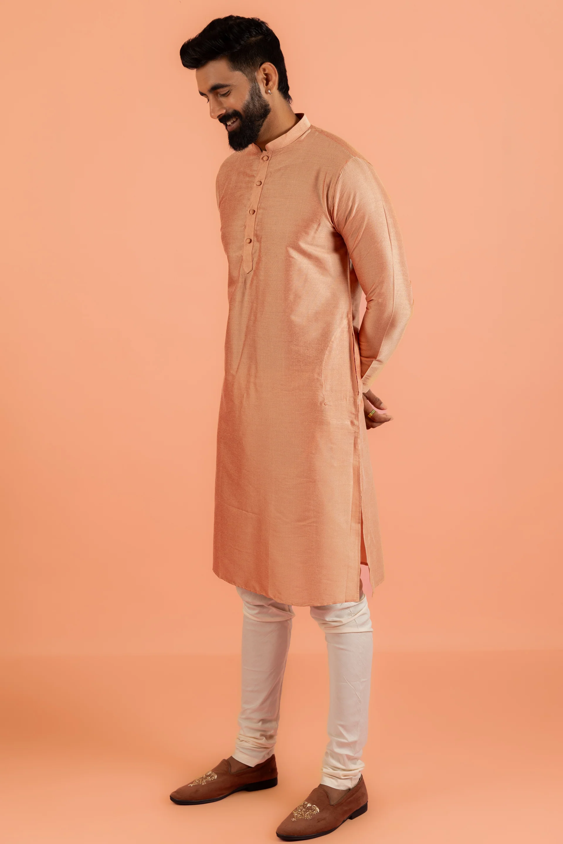 Peach Silk Blend Solid Kurta - Image 3