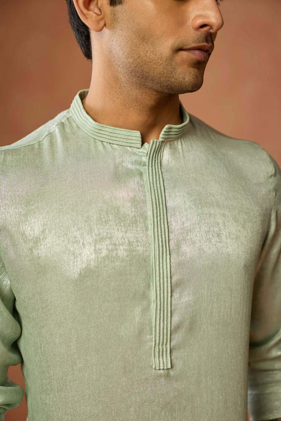 Mint Green Silk Blend Solid Mid Kurta - Image 5