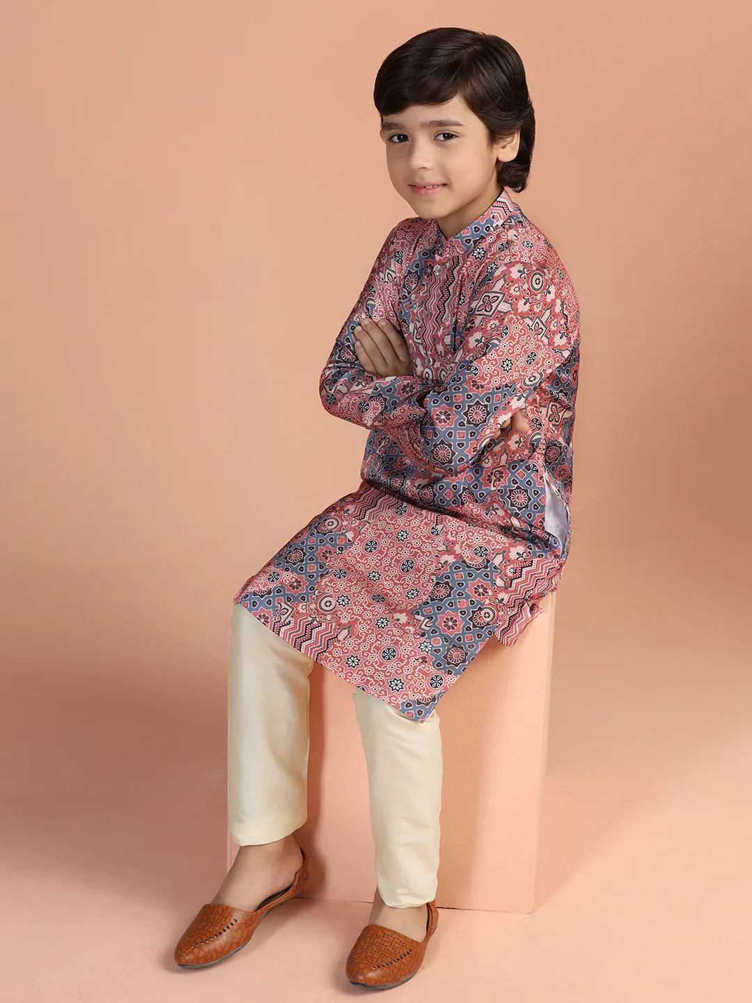 Multicolor Geometric Printed Kurta - Image 6
