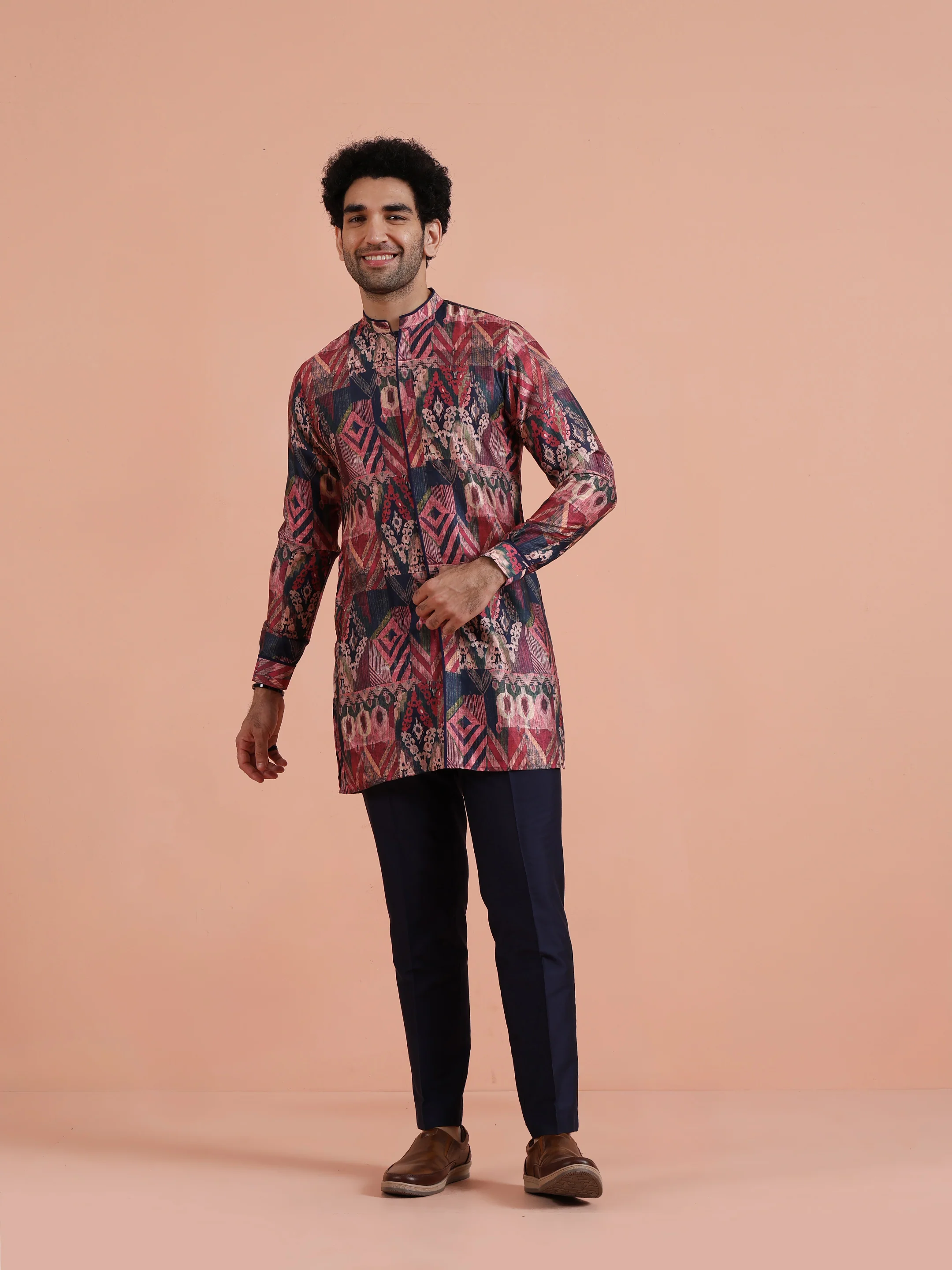 Multicolor Geometric Printed Mid Kurta - Image 7