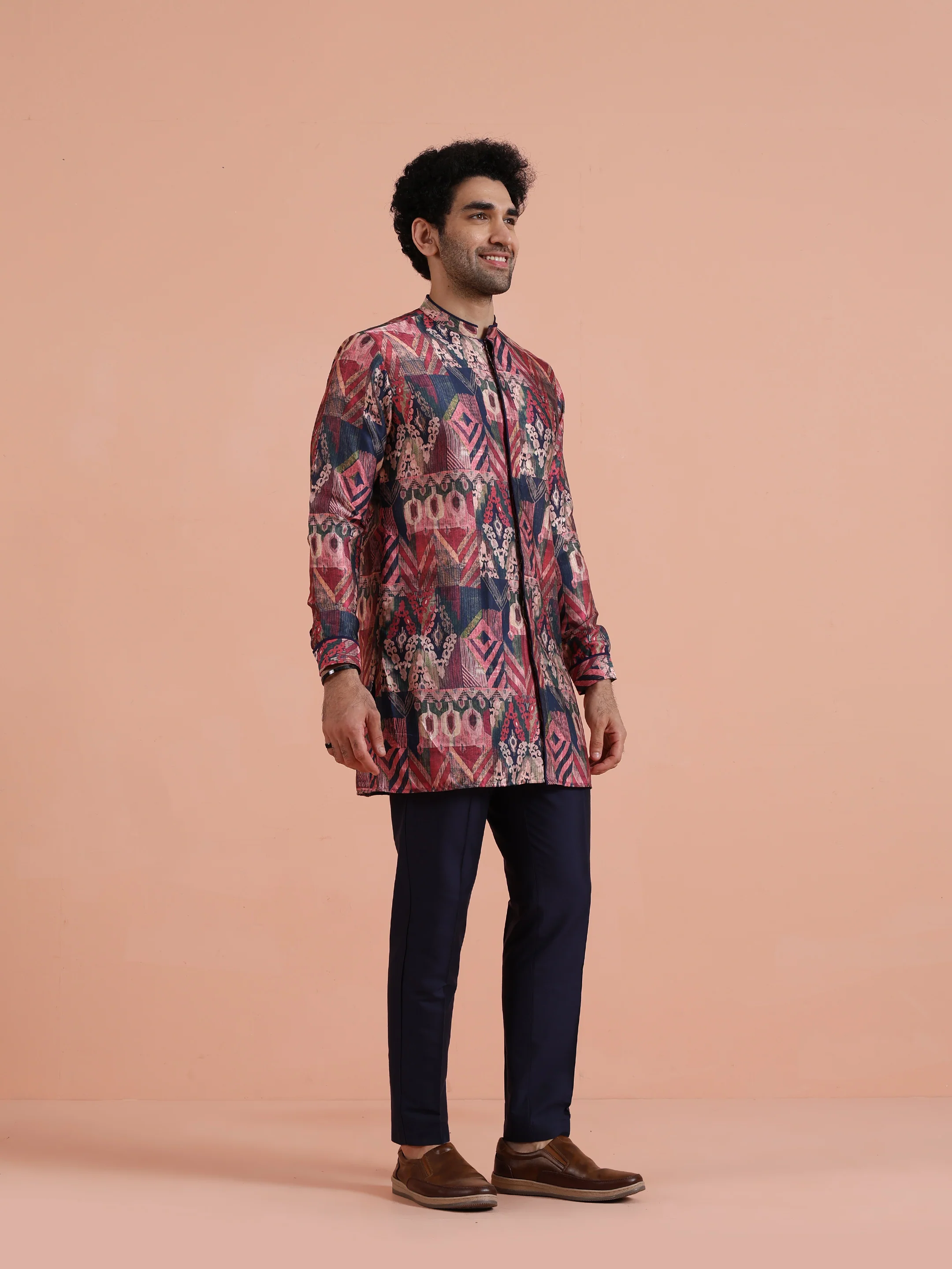 Multicolor Geometric Printed Mid Kurta Set - Image 3
