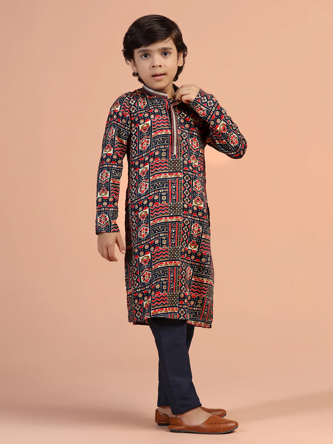 Multicolour Printed Kids Kurta Set - Image 3