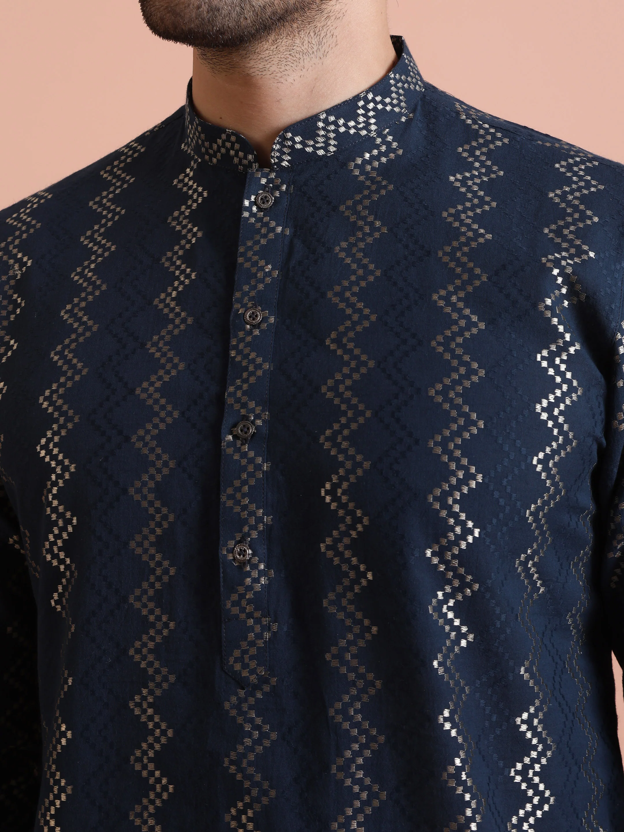 Navy Blue Cotton Blend Textured Kurta - Image 5