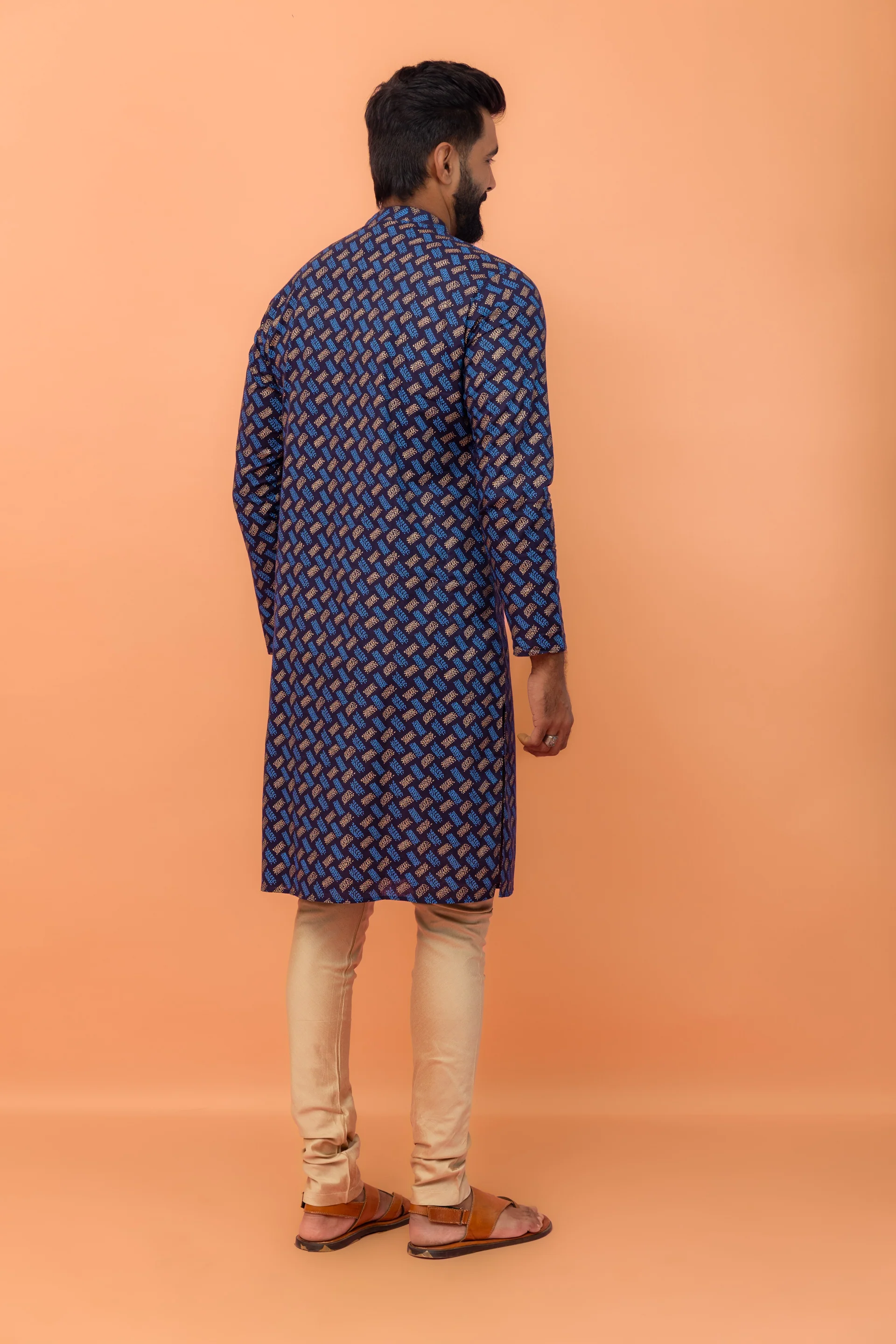 Navy Blue Cotton Printed Long Kurta - Image 4