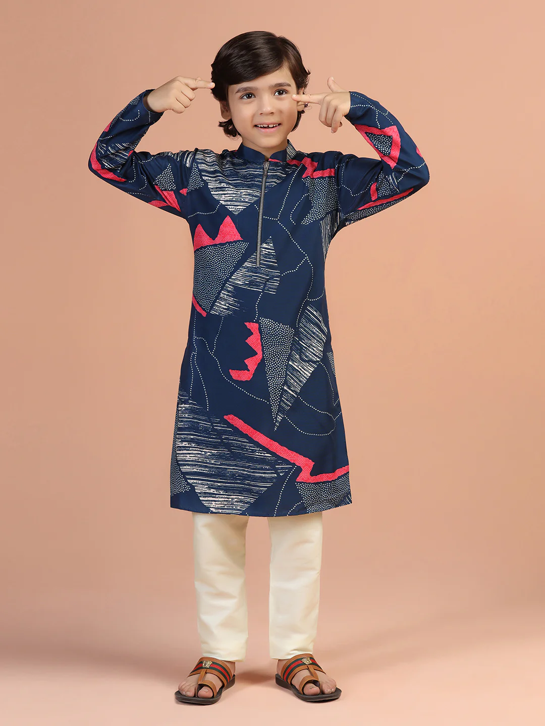 Navy Blue Geometric Printed Kurta - Image 6