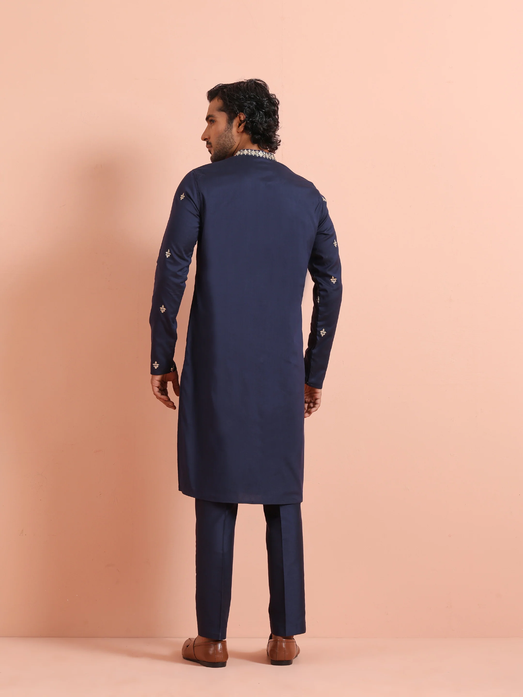 Navy Kurta with Delicate Embroidery - Image 4
