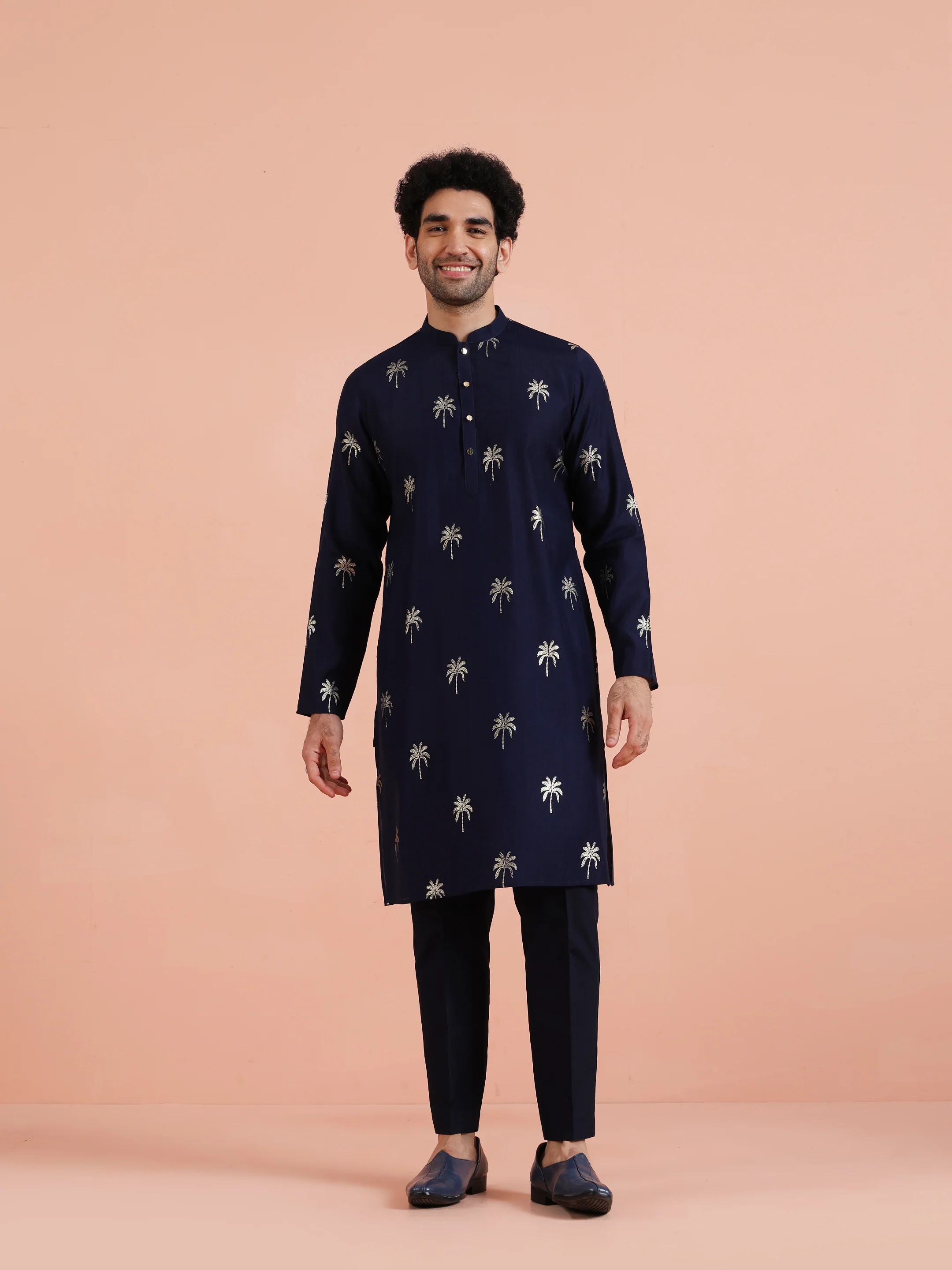 Navy Kurta with Palm Embroidery - Image 7