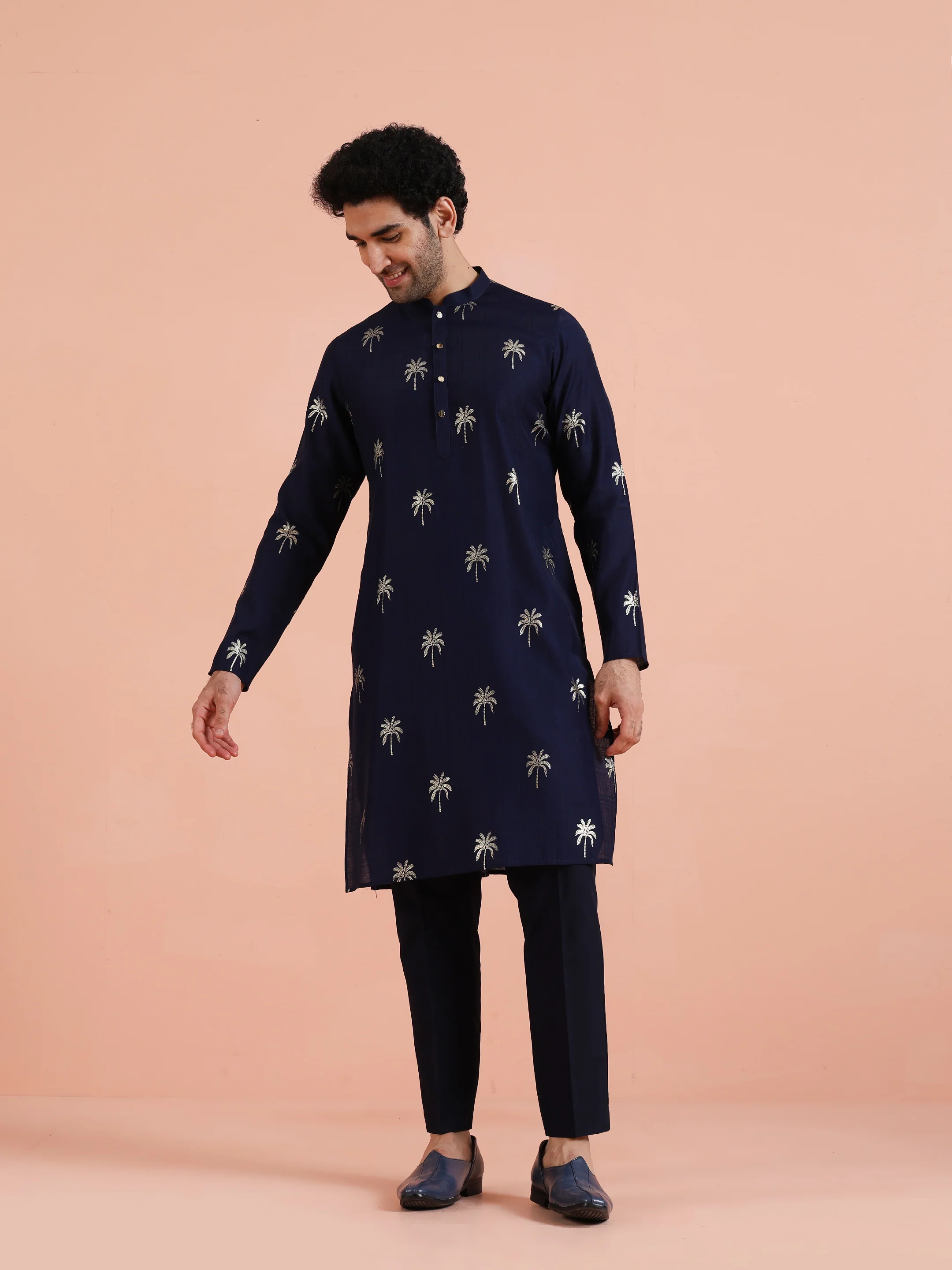 Navy Kurta with Palm Embroidery - Image 8