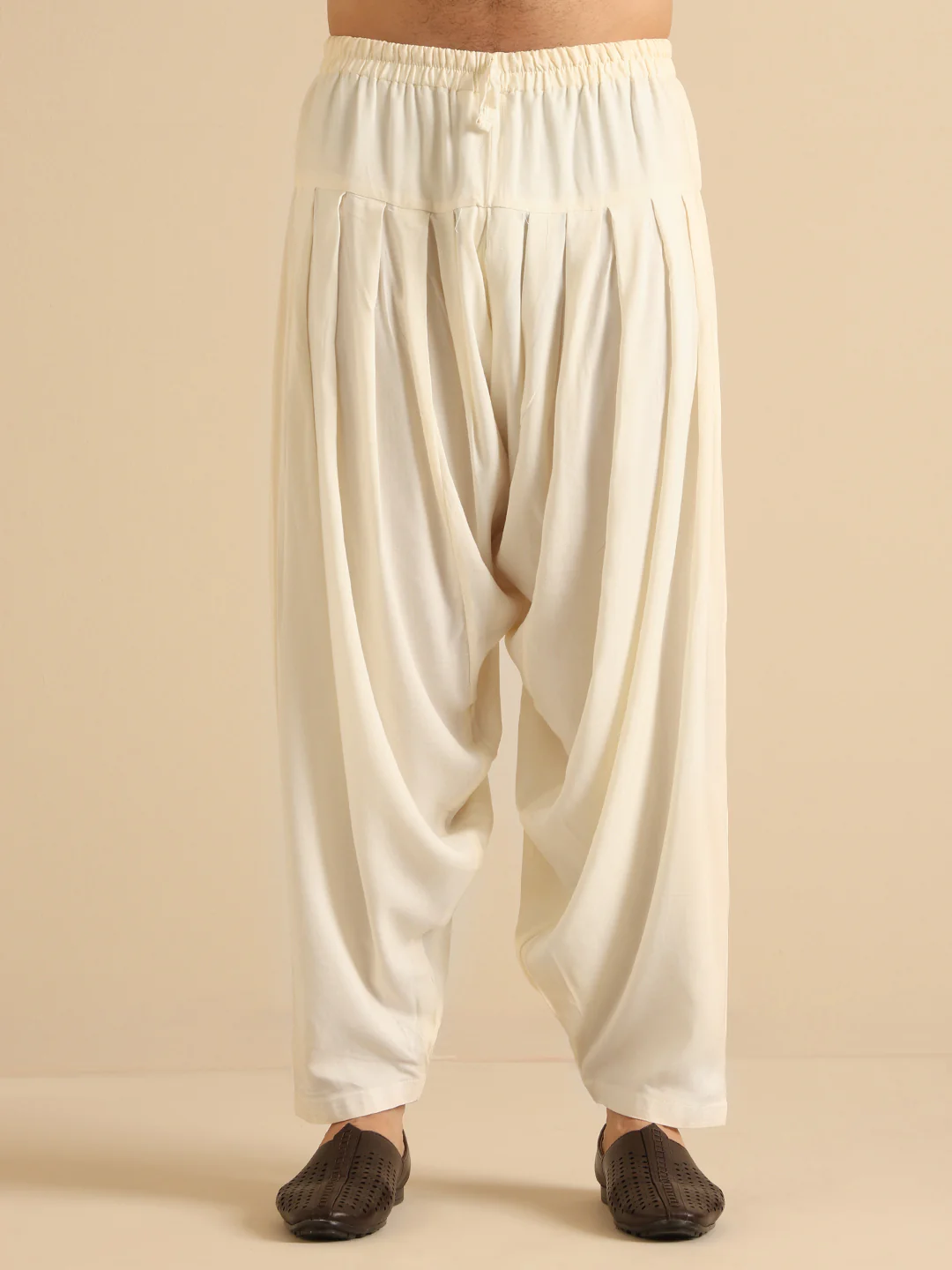 Off White Cotton Blend Embroidered Kurta Patiyala Set - Image 6
