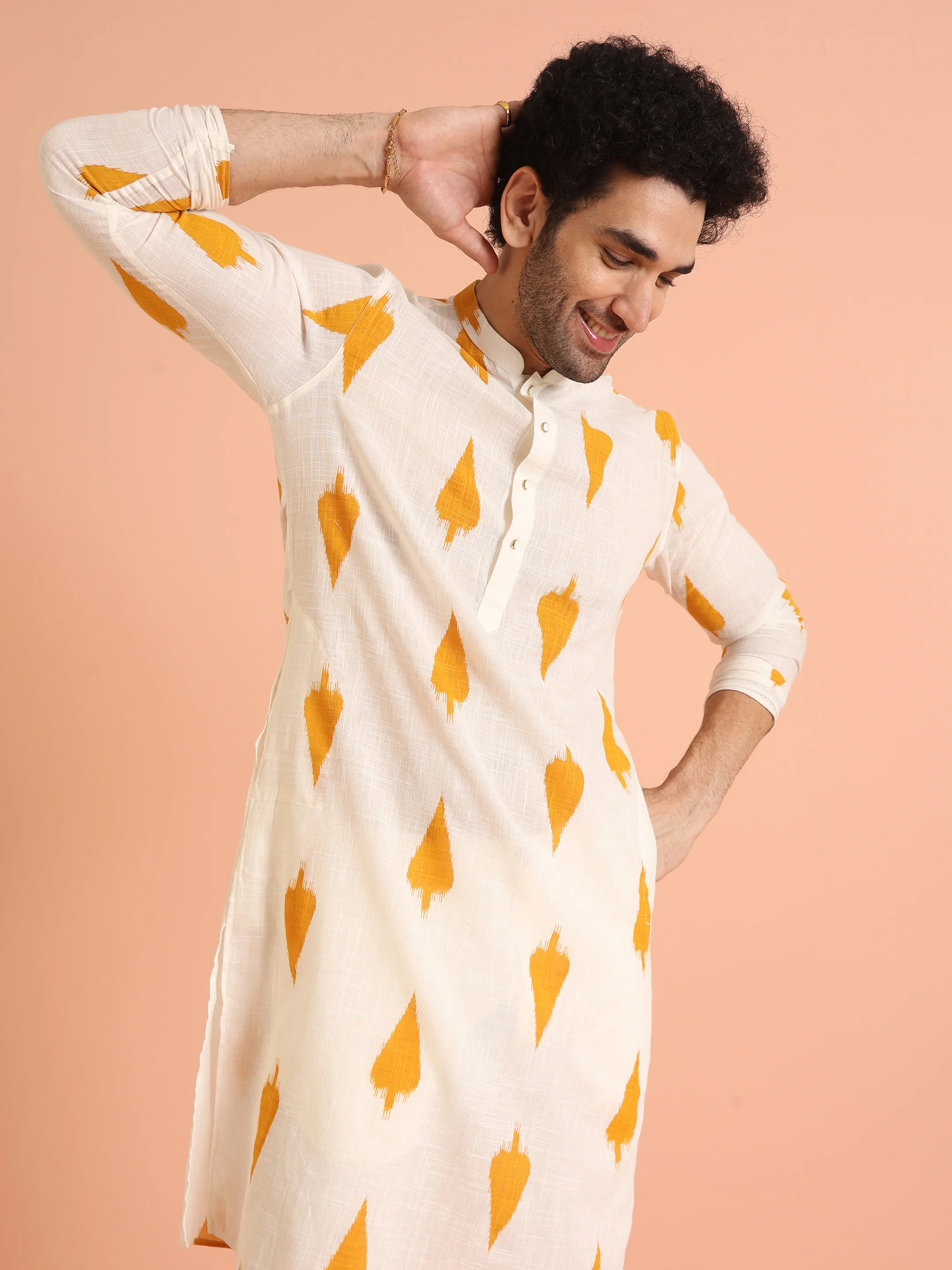 Off-White Cotton Blend Printed Long Kurta - Image 7