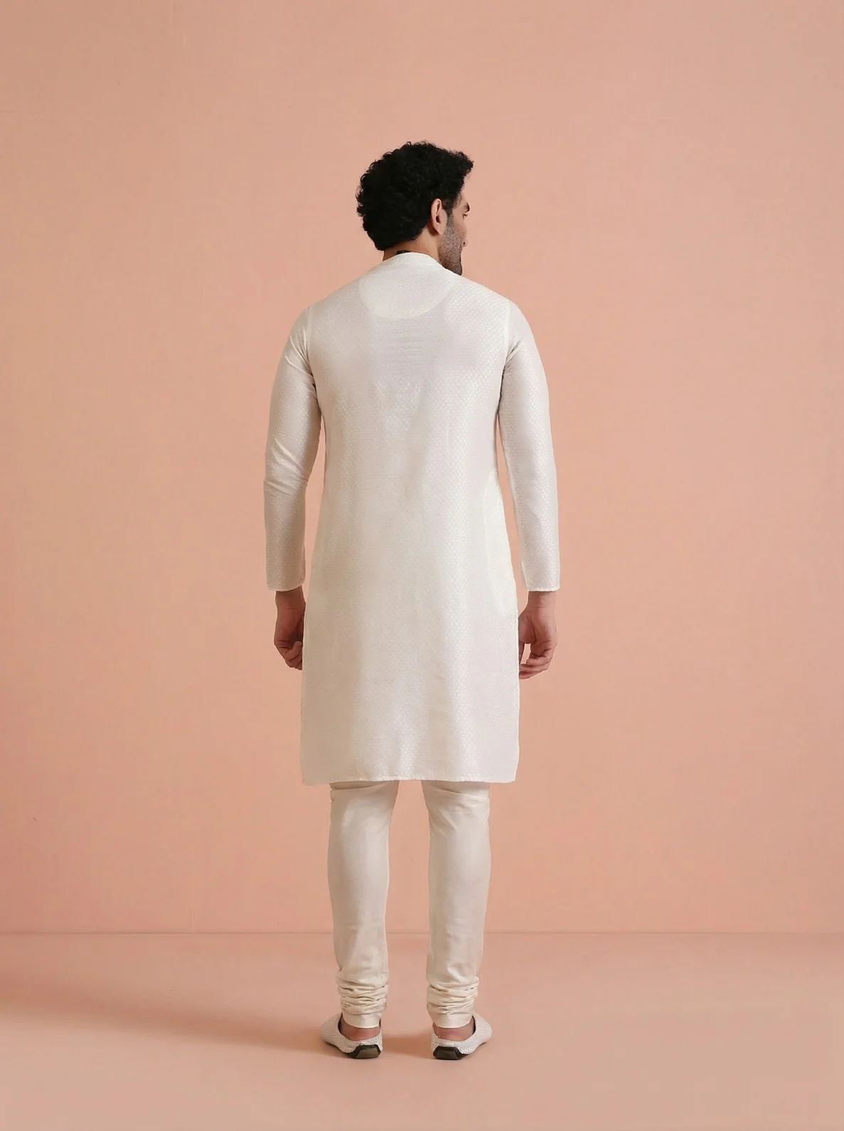 Off-White Cotton Blend Solid Kurta Churidar Set - Image 3