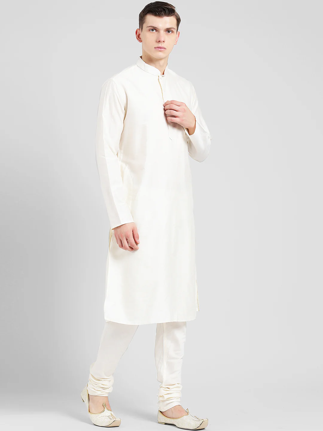 Off-White Cotton Blend Solid Plain Kurta - Image 2