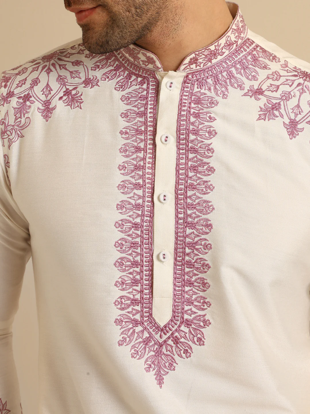 Off-White Silk Blend Embroidered Long Kurta - Image 5