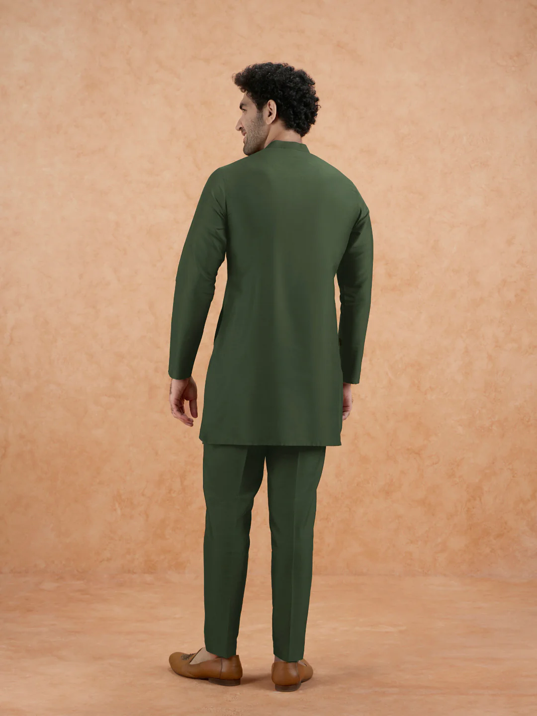 Olive Green Poly Silk Solid Mid Kurta - Image 4