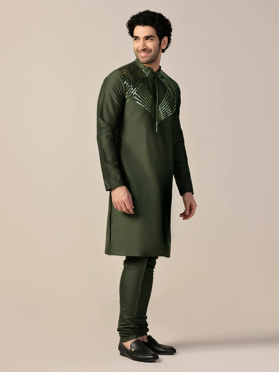 Olive Green Silk Blend Embellished Kurta - Image 3