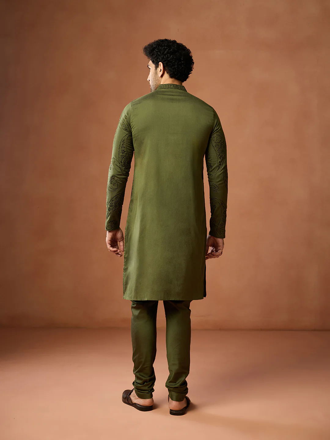 Olive Green Silk Blend Embroidered Kurta - Image 4