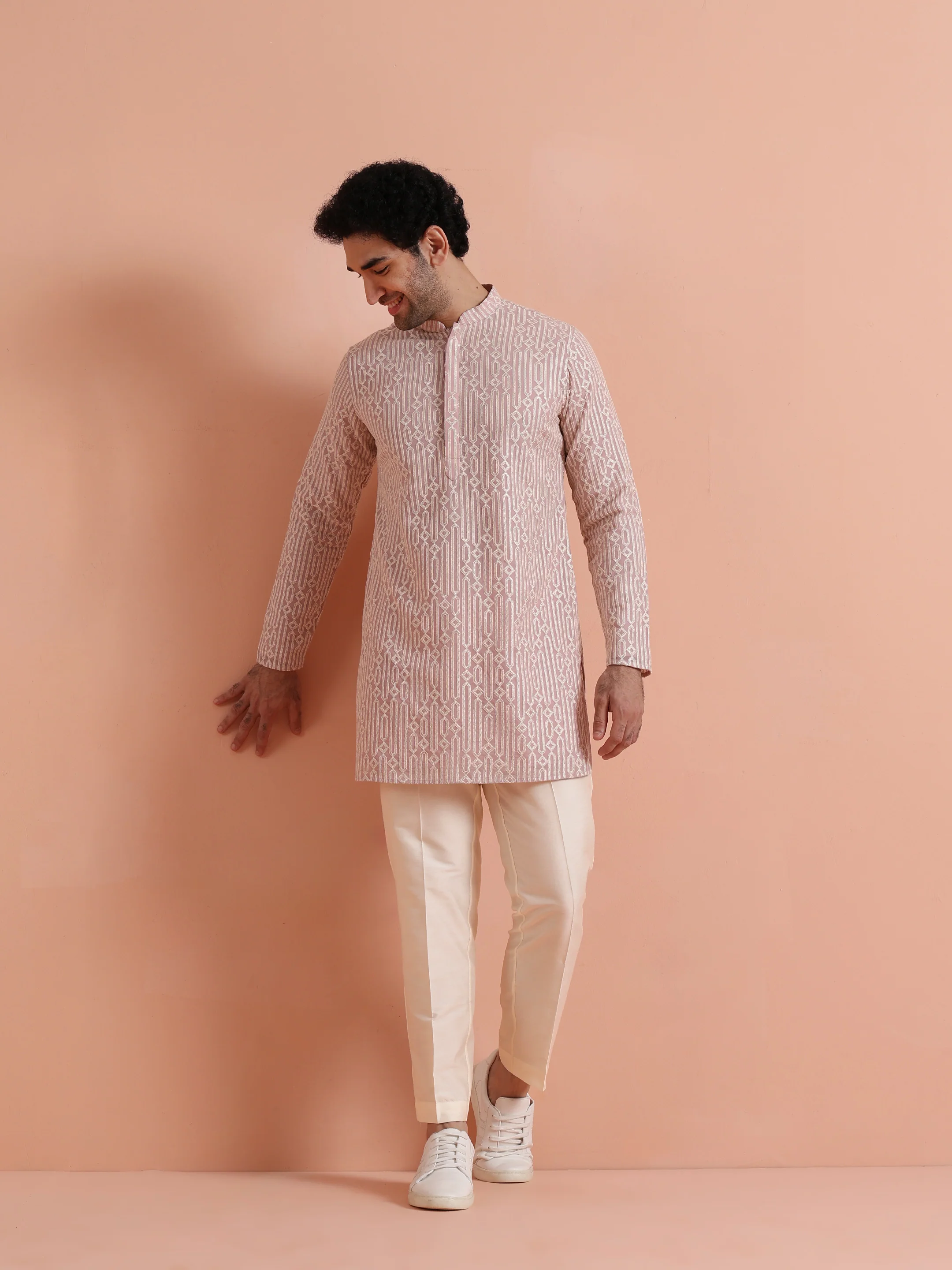 Pink Embroidered Mid Kurta Trouser Set - Image 7