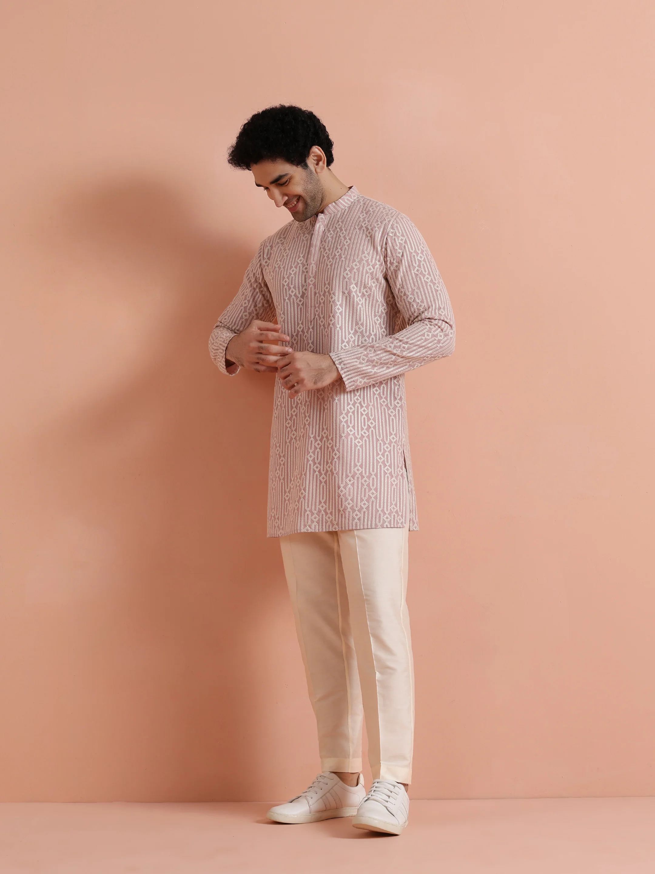 Pink Georgette Embroidered Mid Kurta - Image 3