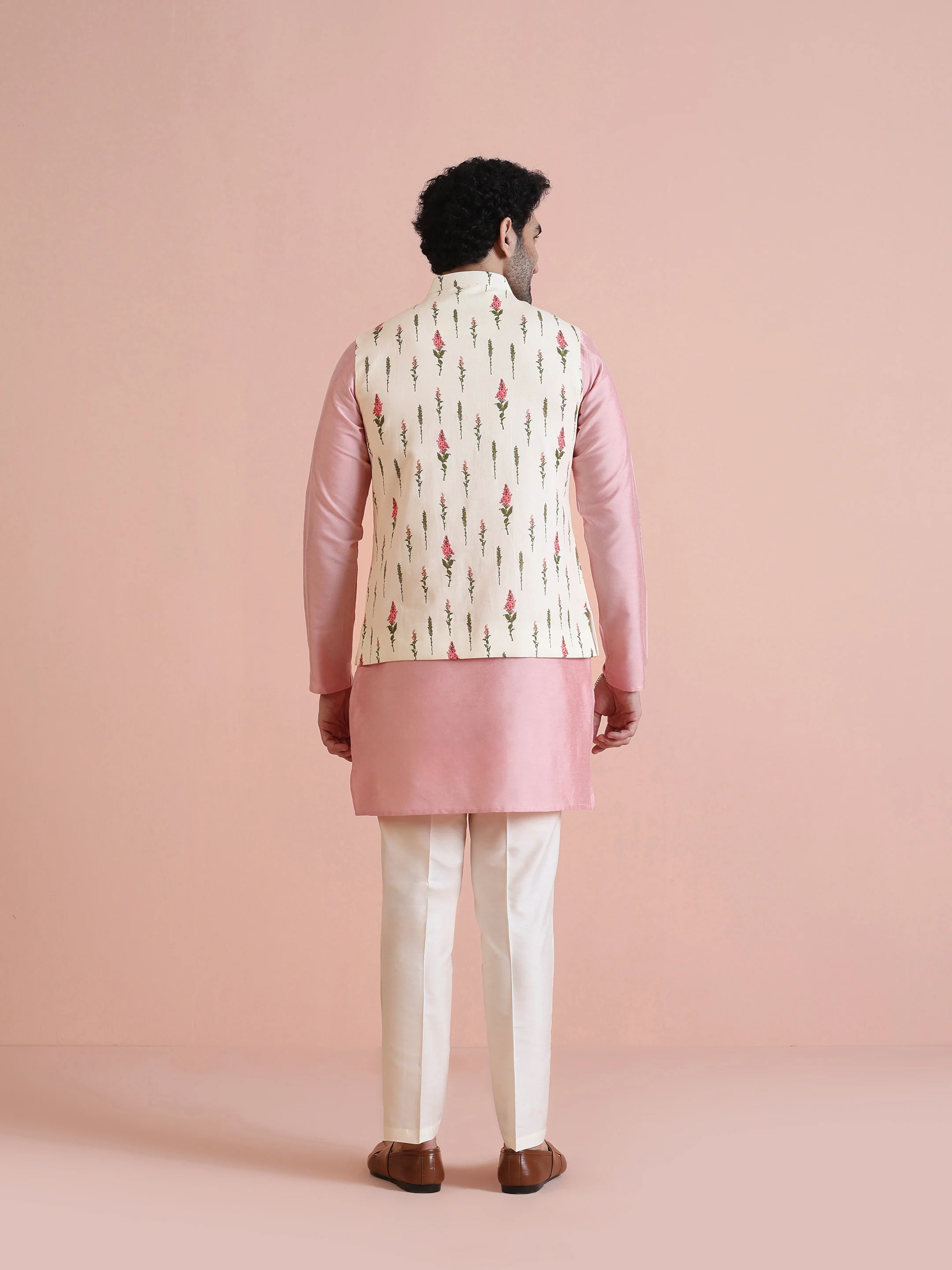 Pink Printed Cotton Blend Kurta Jacket Set - Image 4