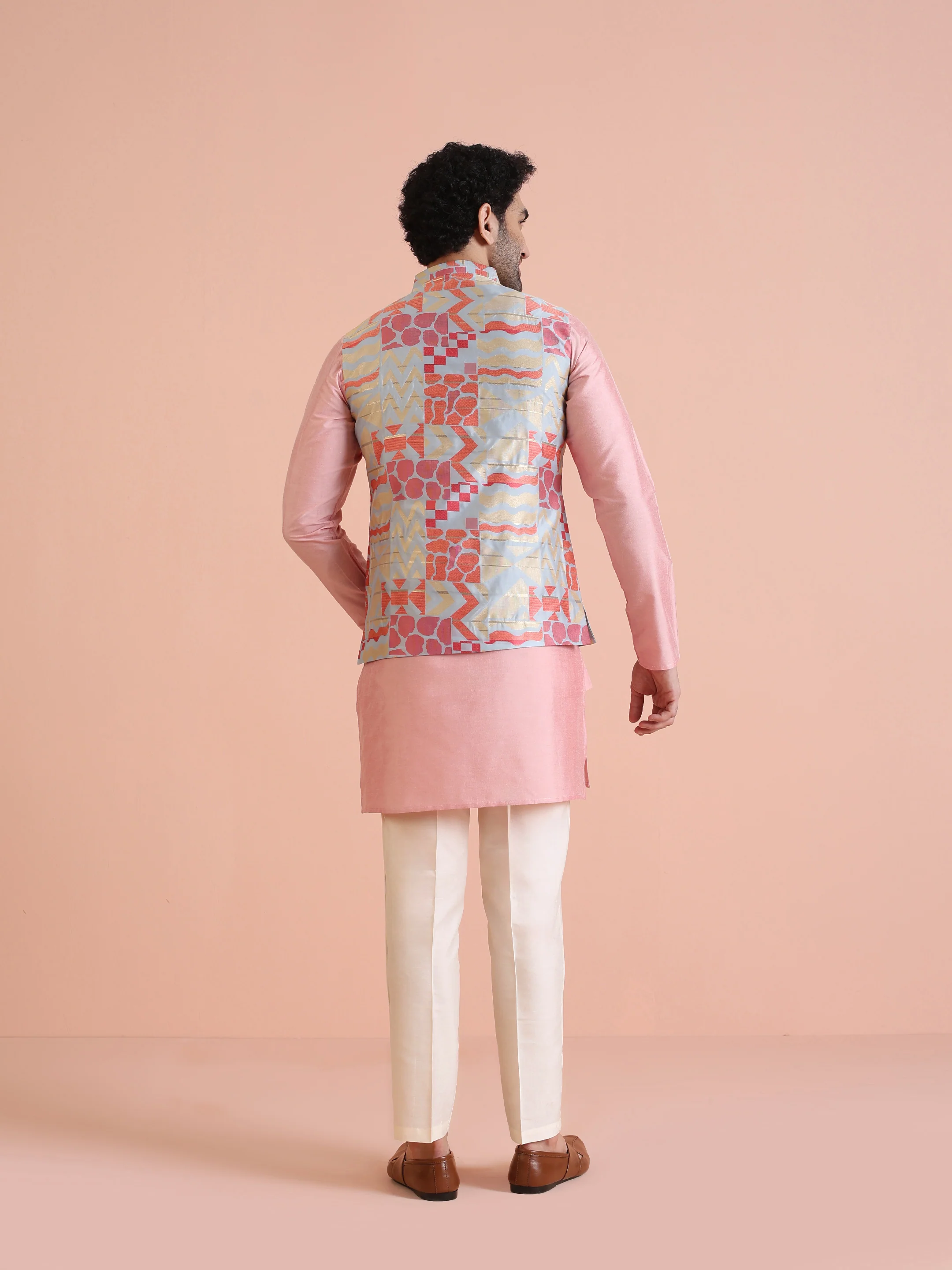 Pink Printed Cotton Blend Kurta Jacket Set - Image 4